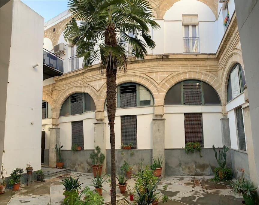La Casa De Los Arcos - Casco Historico - Parking Opcional Jerez de la Frontera Exterior foto